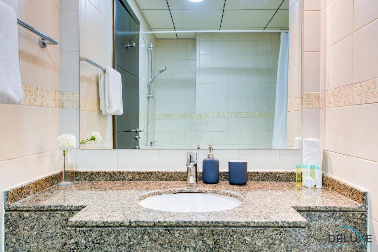 Overlooking Marina Canal 1Br Close To Mall, Promenade & Beach, Bay Central 1, Dubai Marina By Deluxe Holiday Homes Zewnętrze zdjęcie